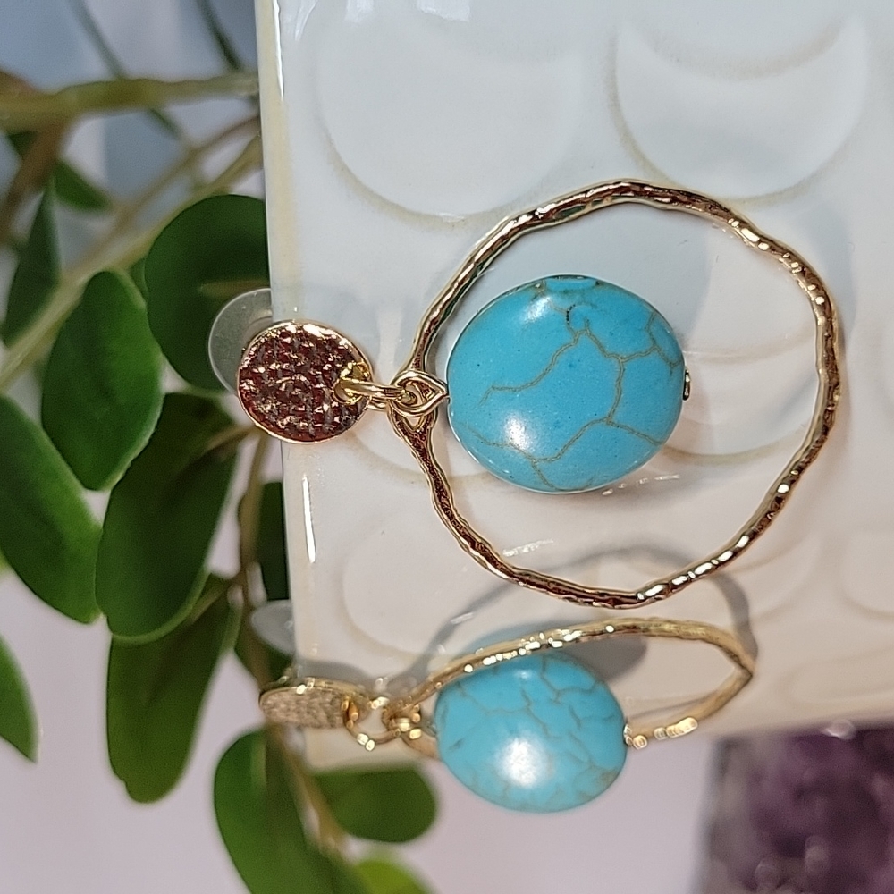 Hammered Drop Dangle Hoops with Howlite - Picture 4 of 5